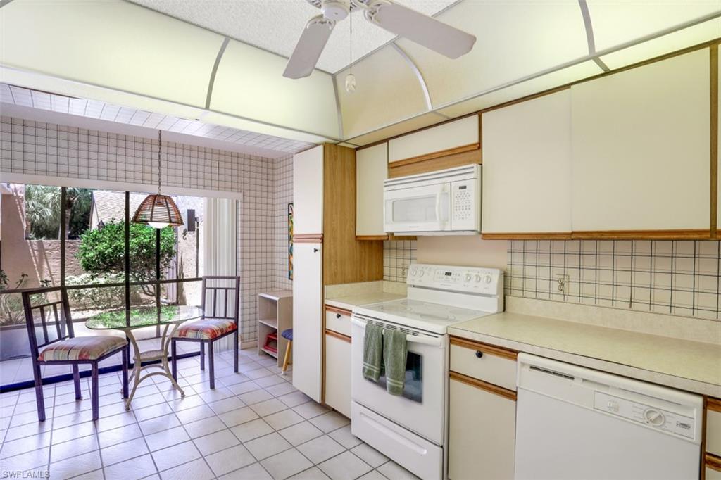 15330 Cedarwood LN Unit: 103