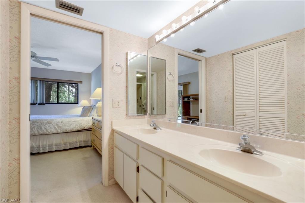 15330 Cedarwood LN Unit: 103