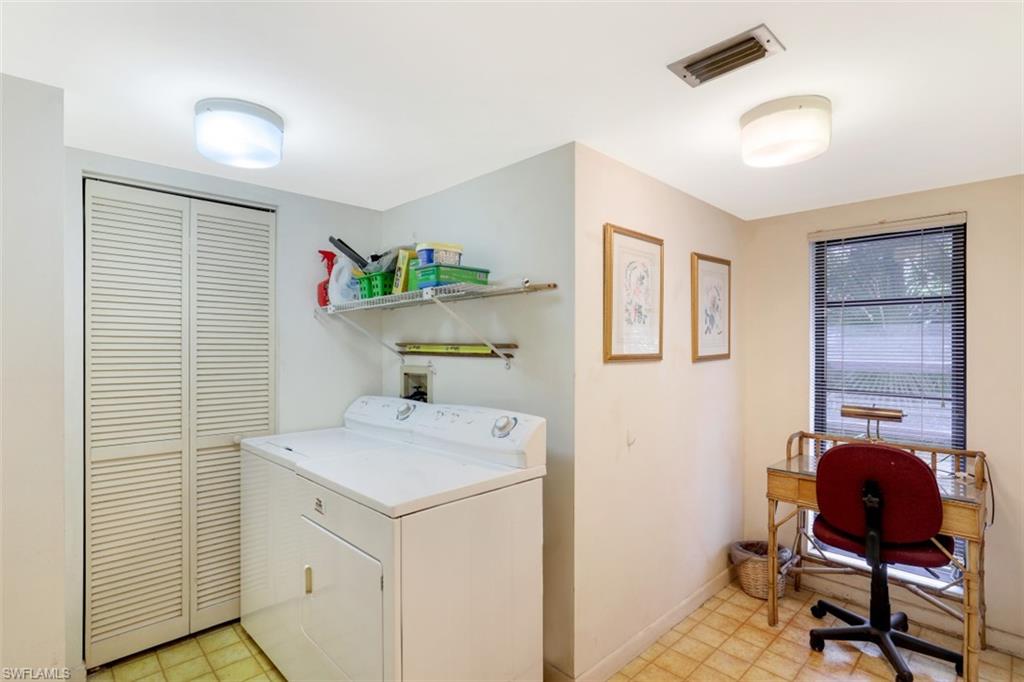 15330 Cedarwood LN Unit: 103