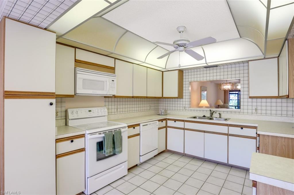 15330 Cedarwood LN Unit: 103
