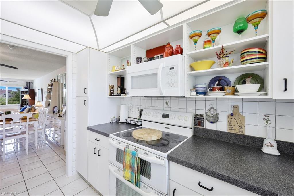 1010 Manatee RD Unit: B201