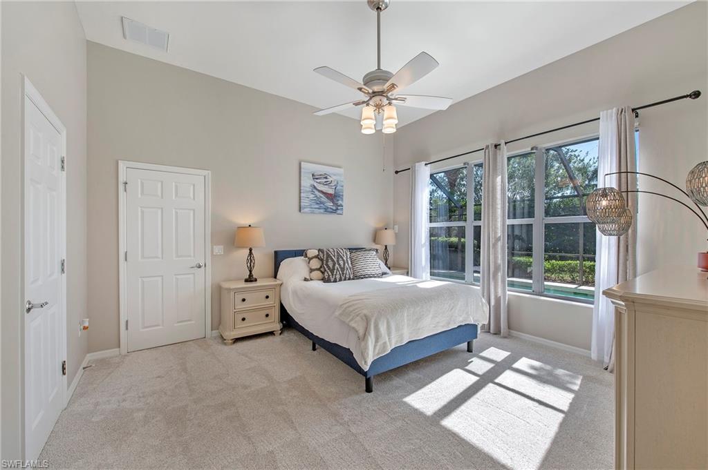 2038 Fairmont LN