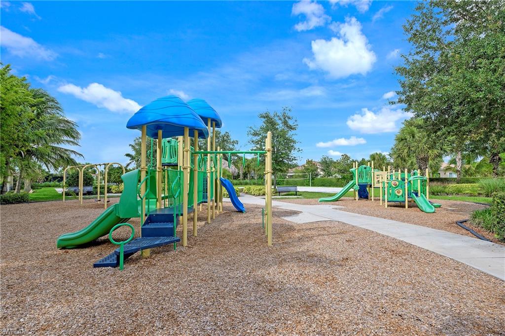 2038 Fairmont LN