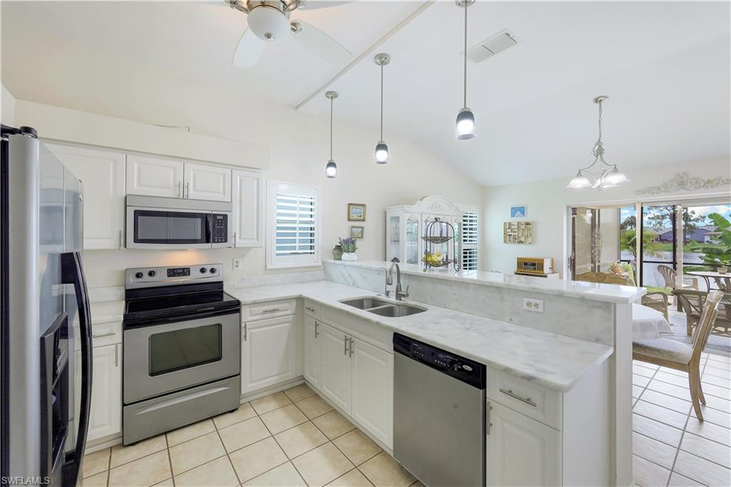 3637 Kent DR