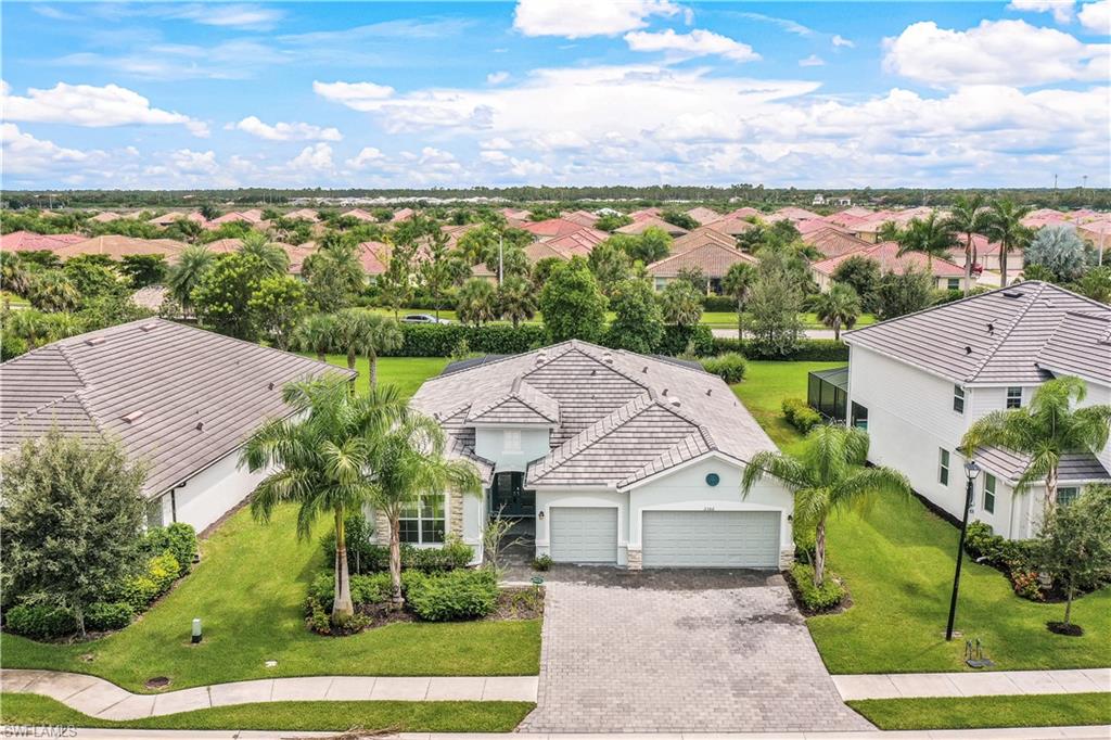 2366 Tangerine LN