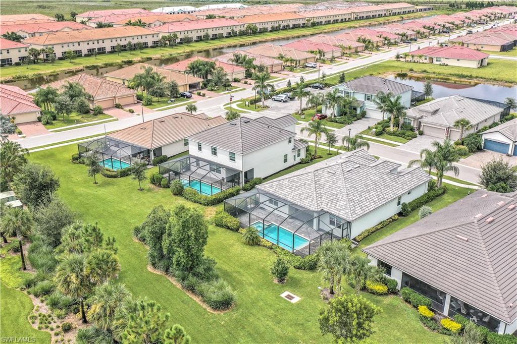 2366 Tangerine LN