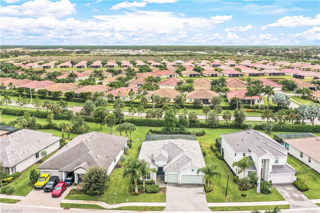 2366 Tangerine LN