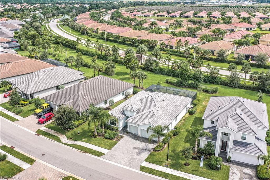 2366 Tangerine LN
