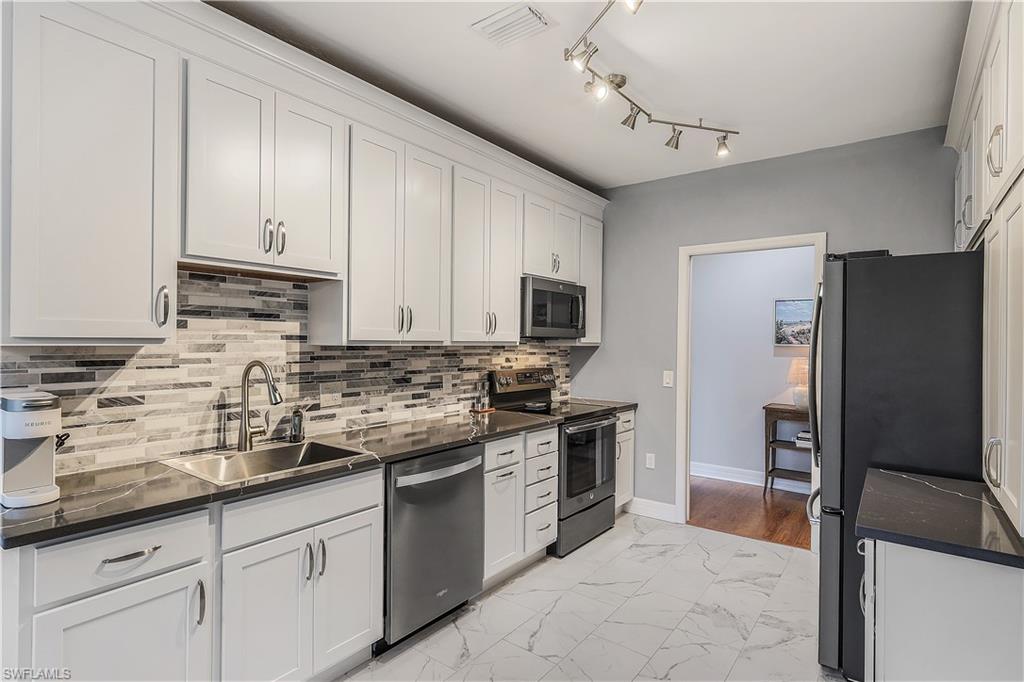8310 Big Acorn CIR Unit: 1002