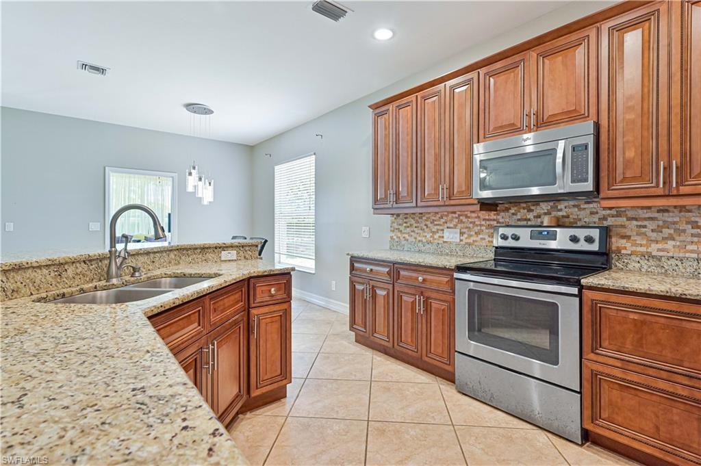 238 Stanhope CIR