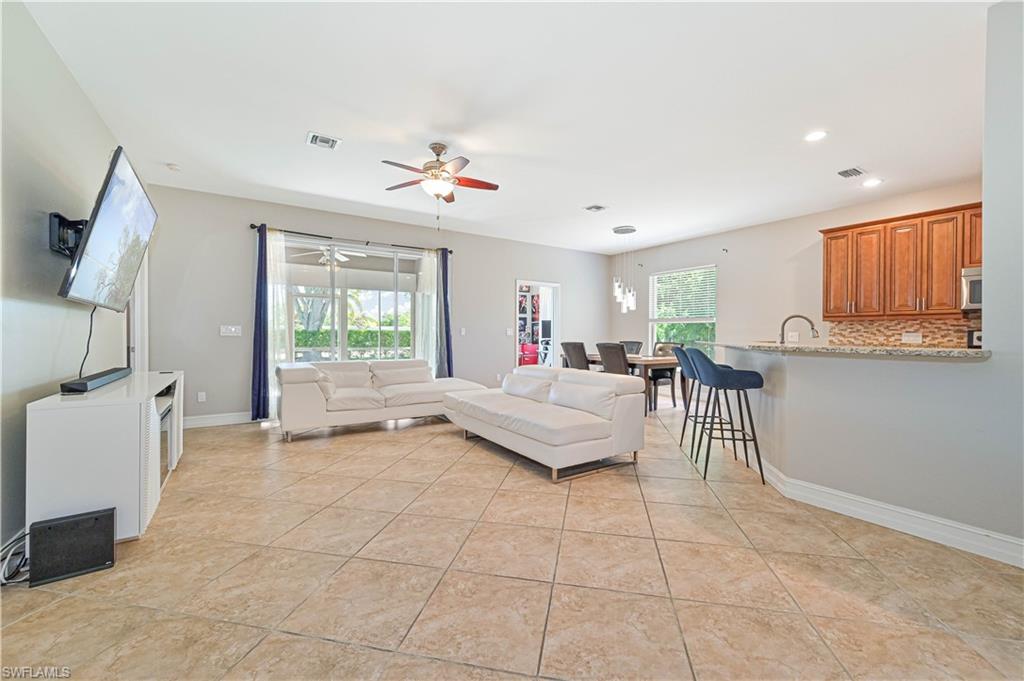 238 Stanhope CIR