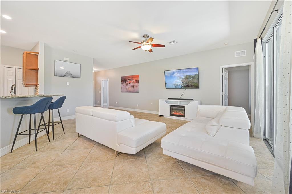 238 Stanhope CIR