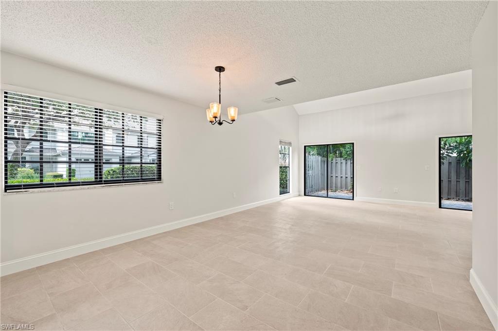 860 Meadowland DR # 9 Unit: 4-9