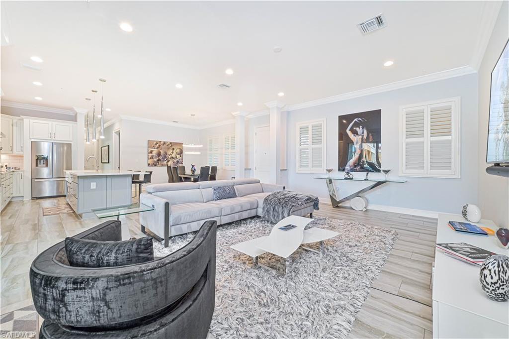 21490 Strada Nuova CIR # 306