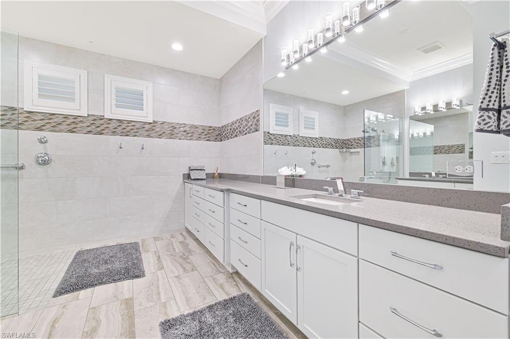 21490 Strada Nuova CIR # 306