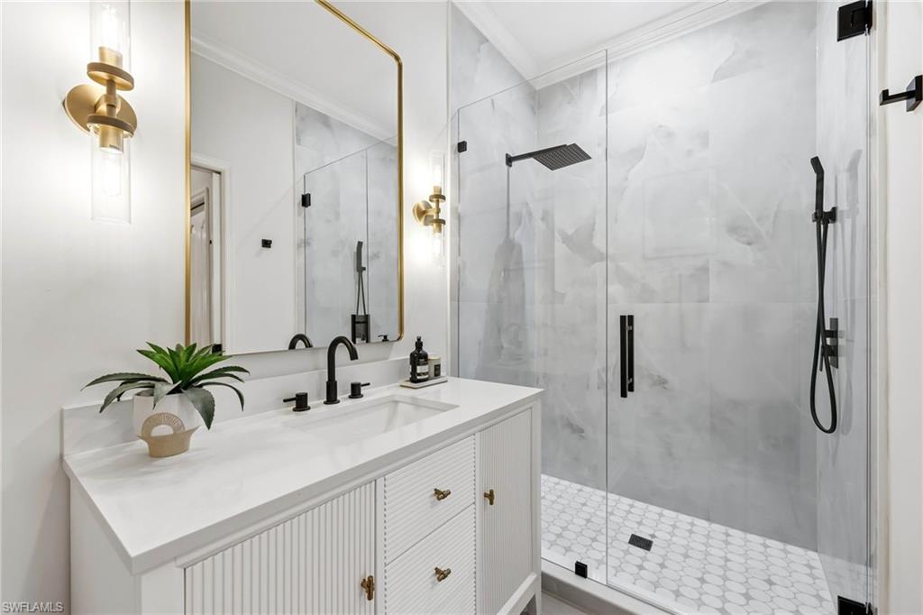 1720 Morning Sun LN # D10