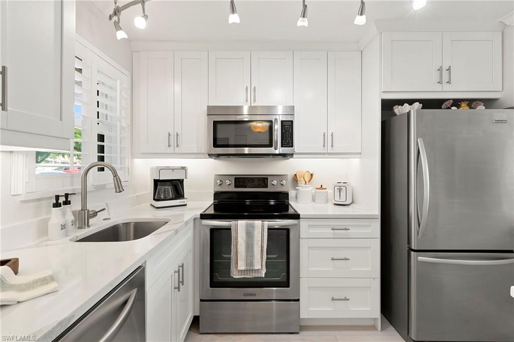 300 Forest Lakes BLVD 112