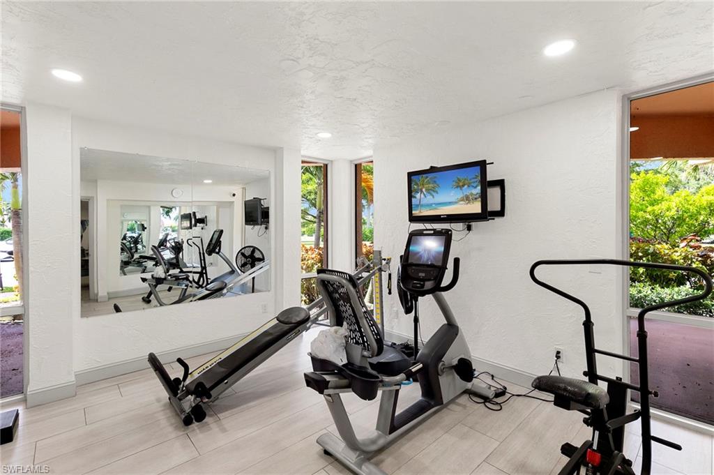 300 Forest Lakes BLVD 112