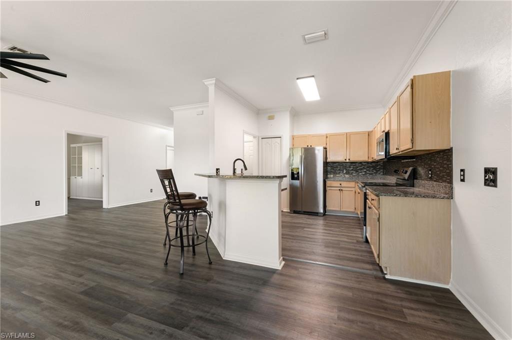 223 Stanhope CIR