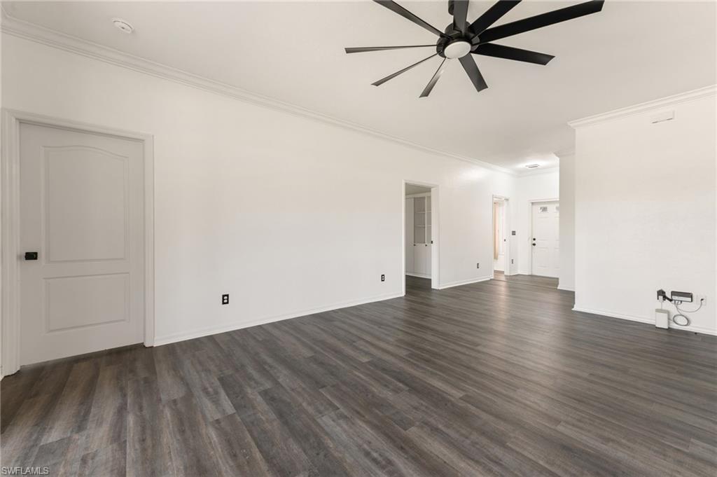 223 Stanhope CIR