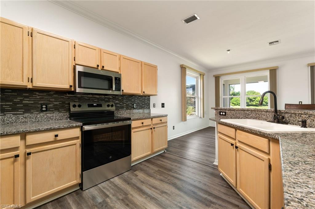 223 Stanhope CIR