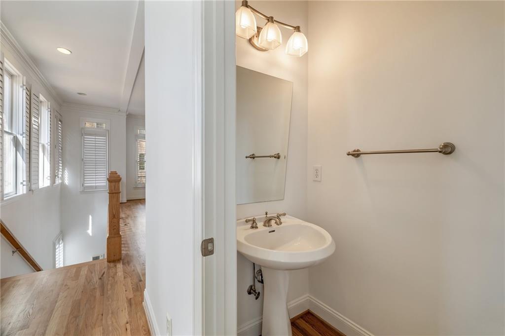 3245 Buckhead Forest Mews NE