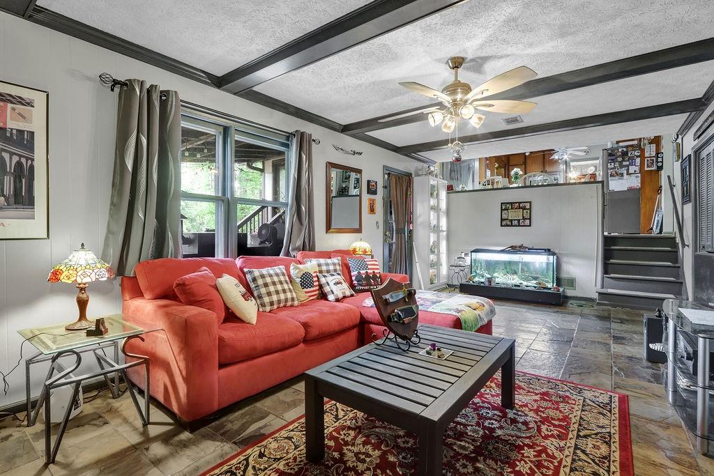 2272 Plantation Court