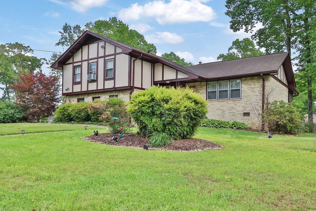 2272 Plantation Court