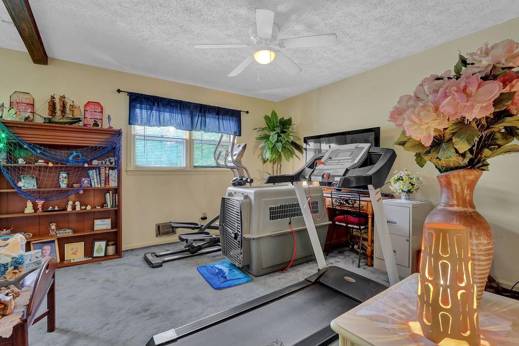 2272 Plantation Court