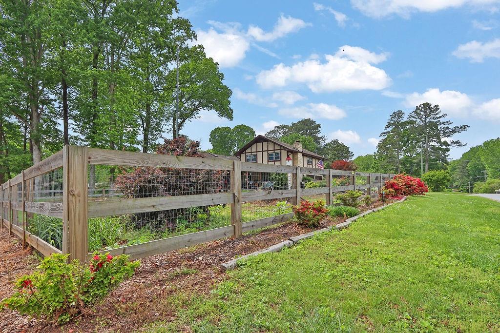 2272 Plantation Court