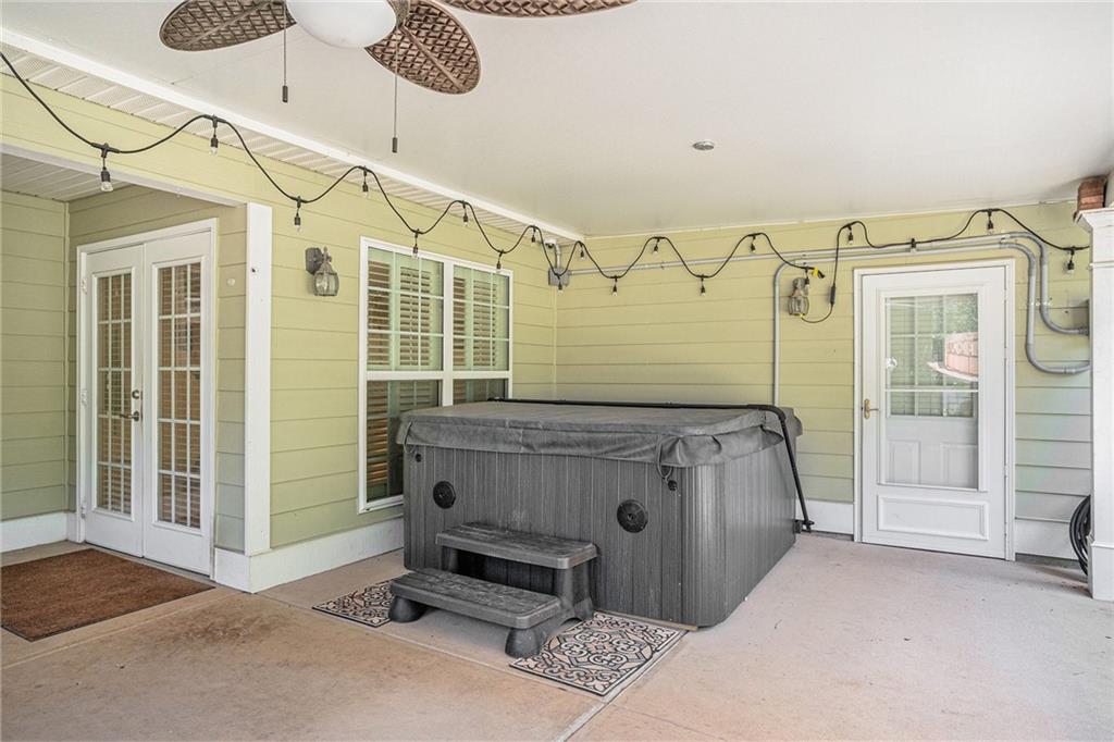 130 Honey Lane