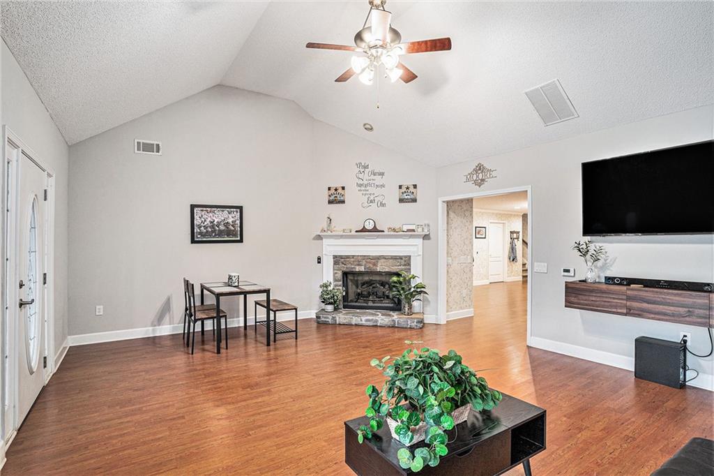 130 Honey Lane