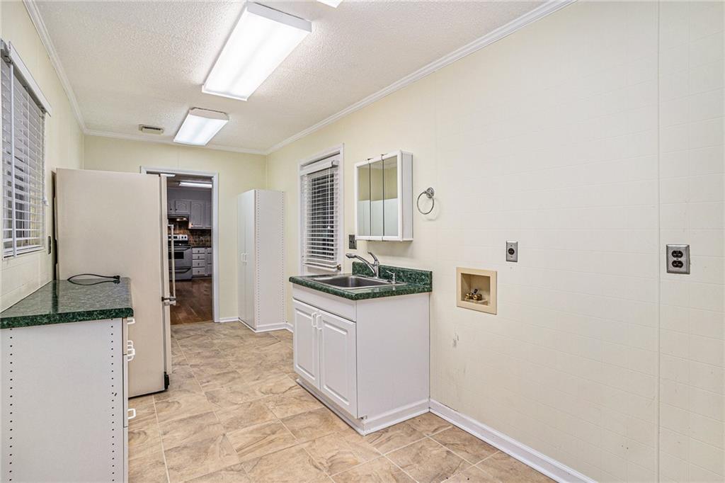 95 Oak Grove Circle