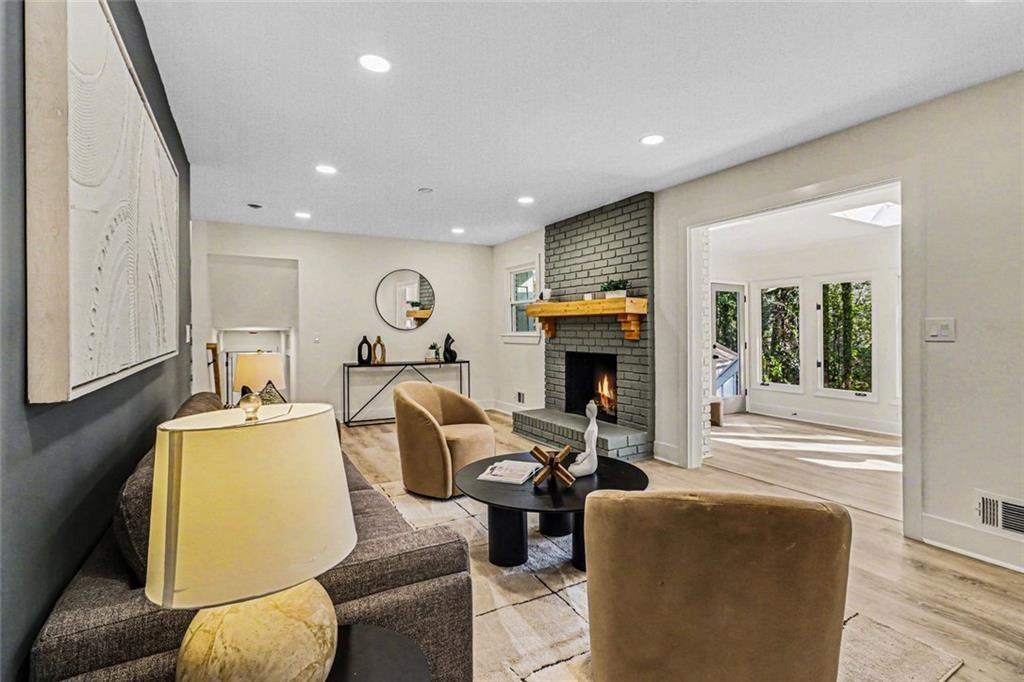 2870 Briarglen Drive