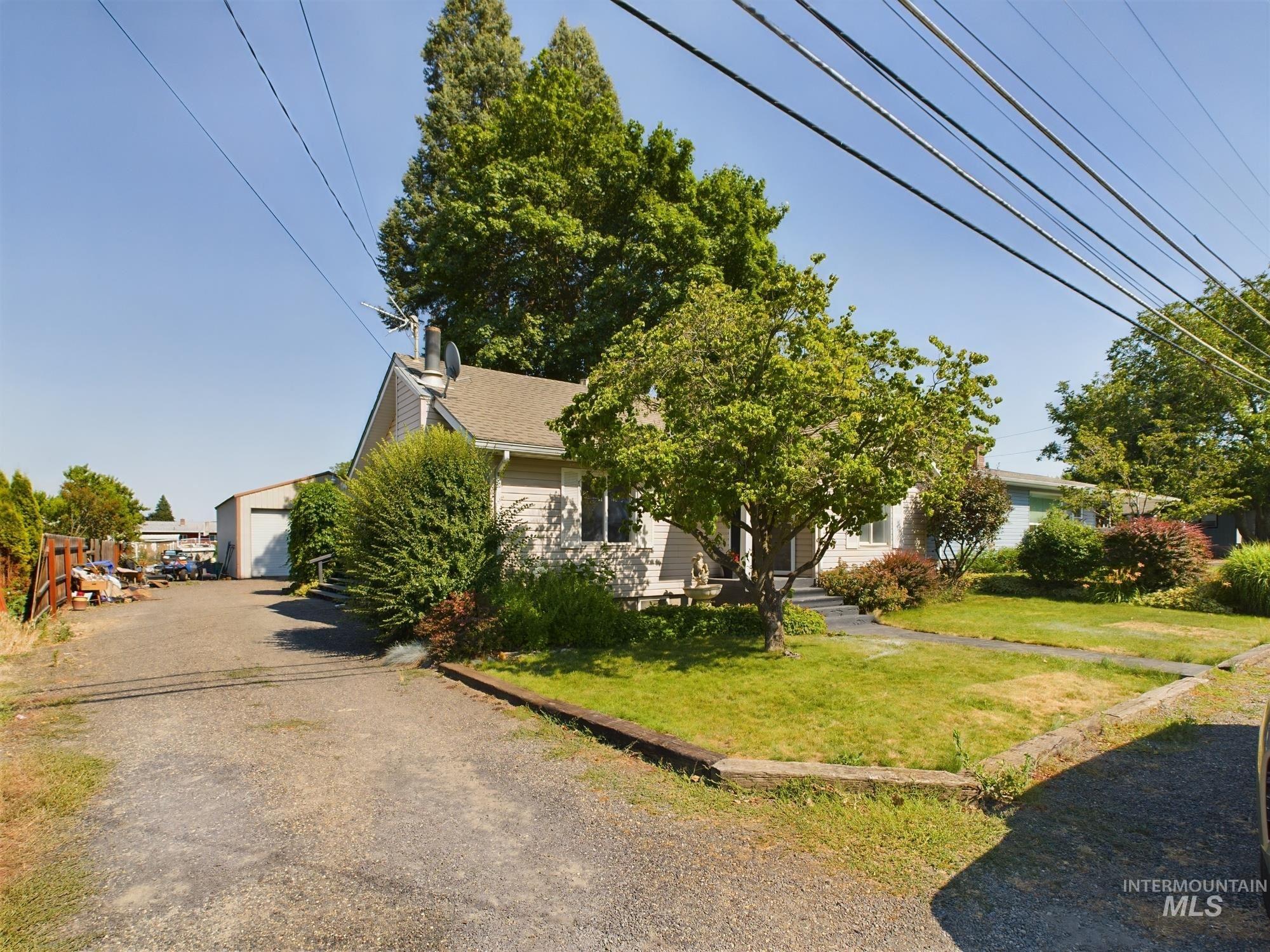 3415 8th Street