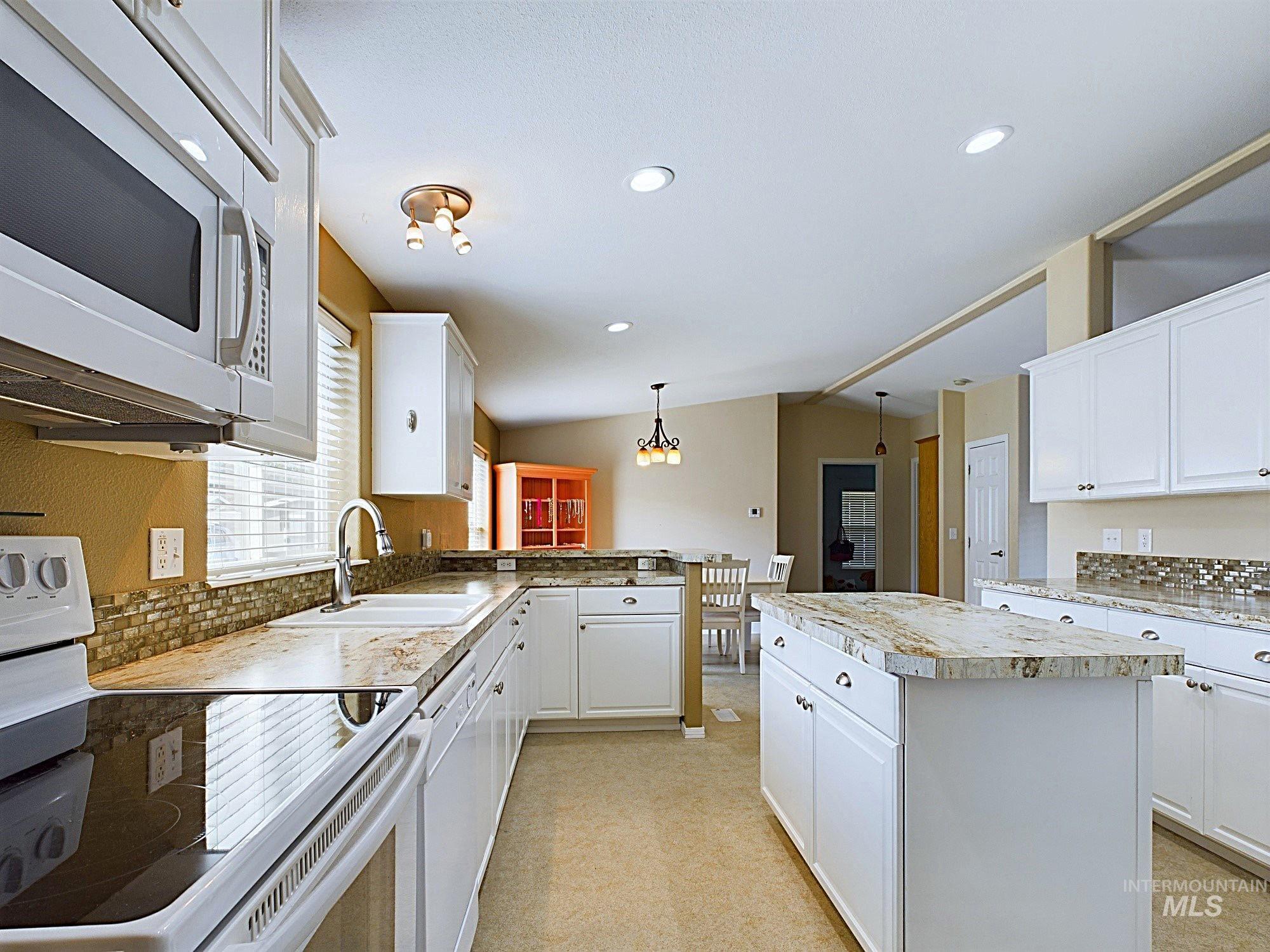 3428 15th Street #27