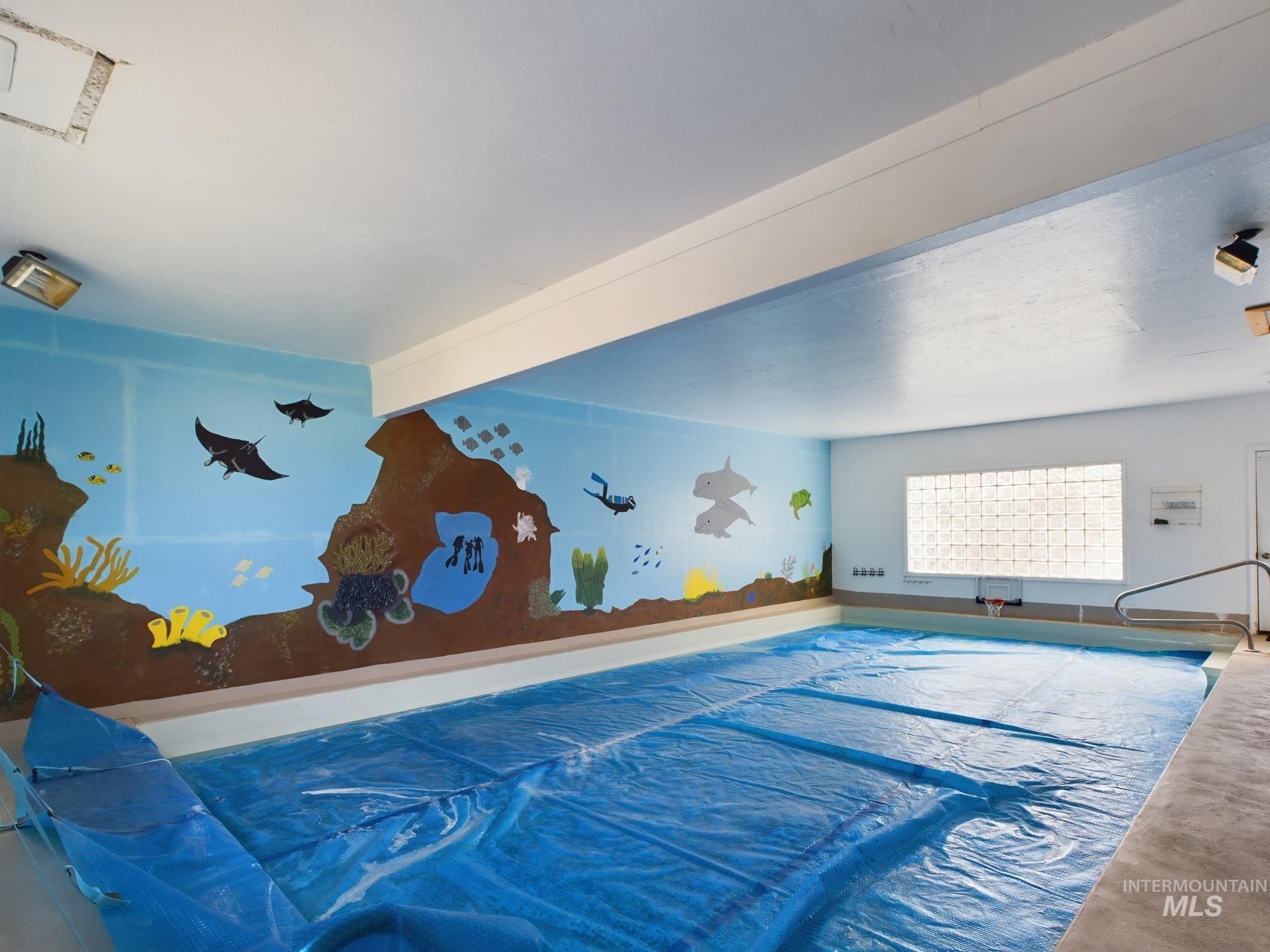 2362 Rolling Hills Dr