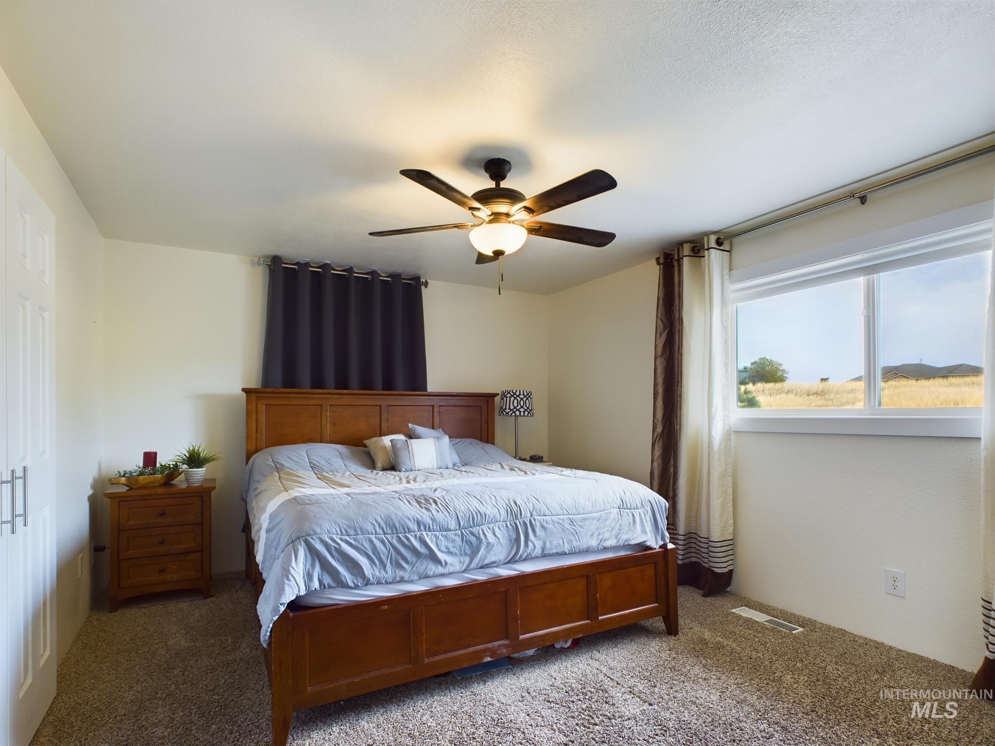 2362 Rolling Hills Dr