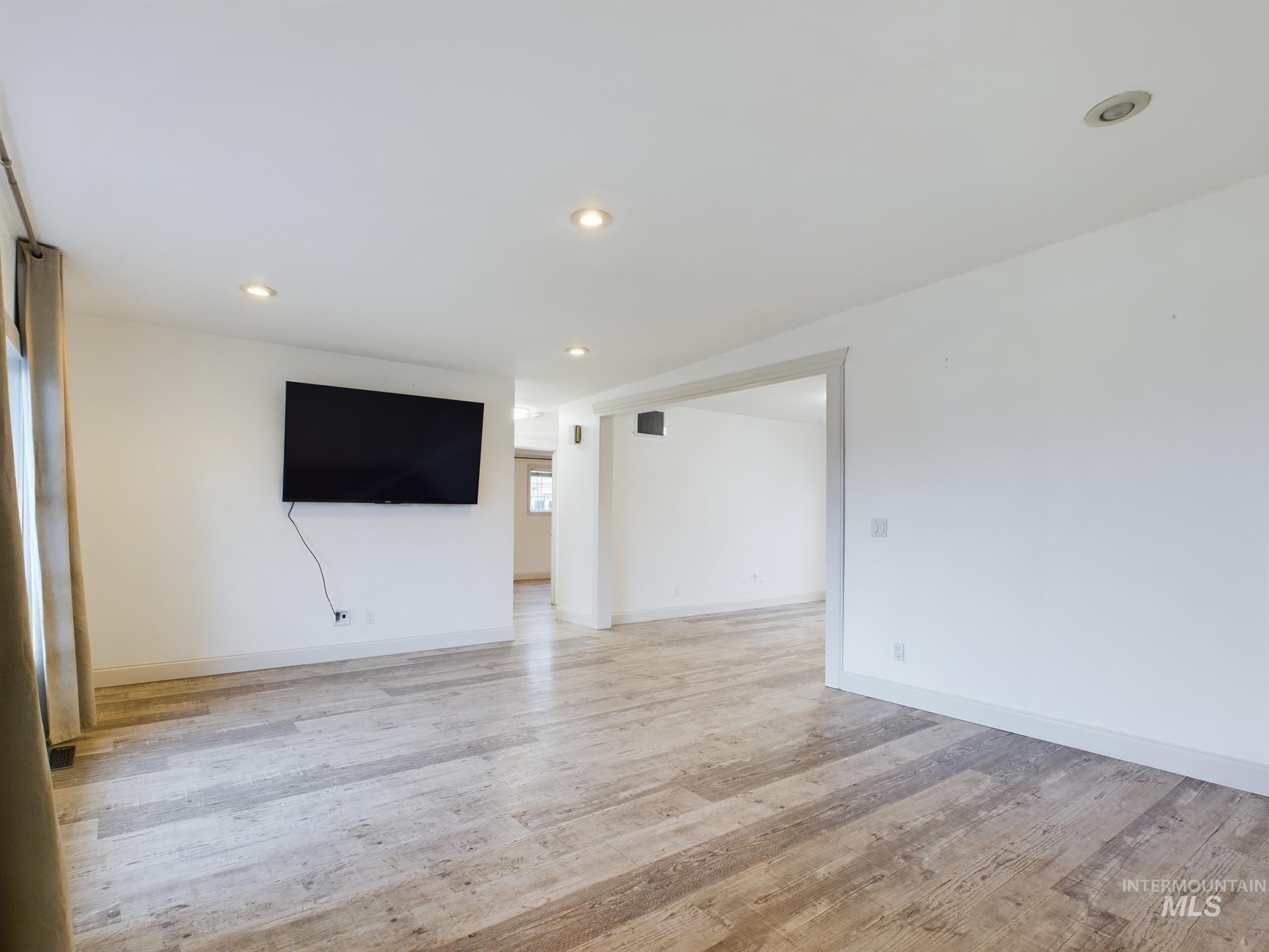 3310 6th Street