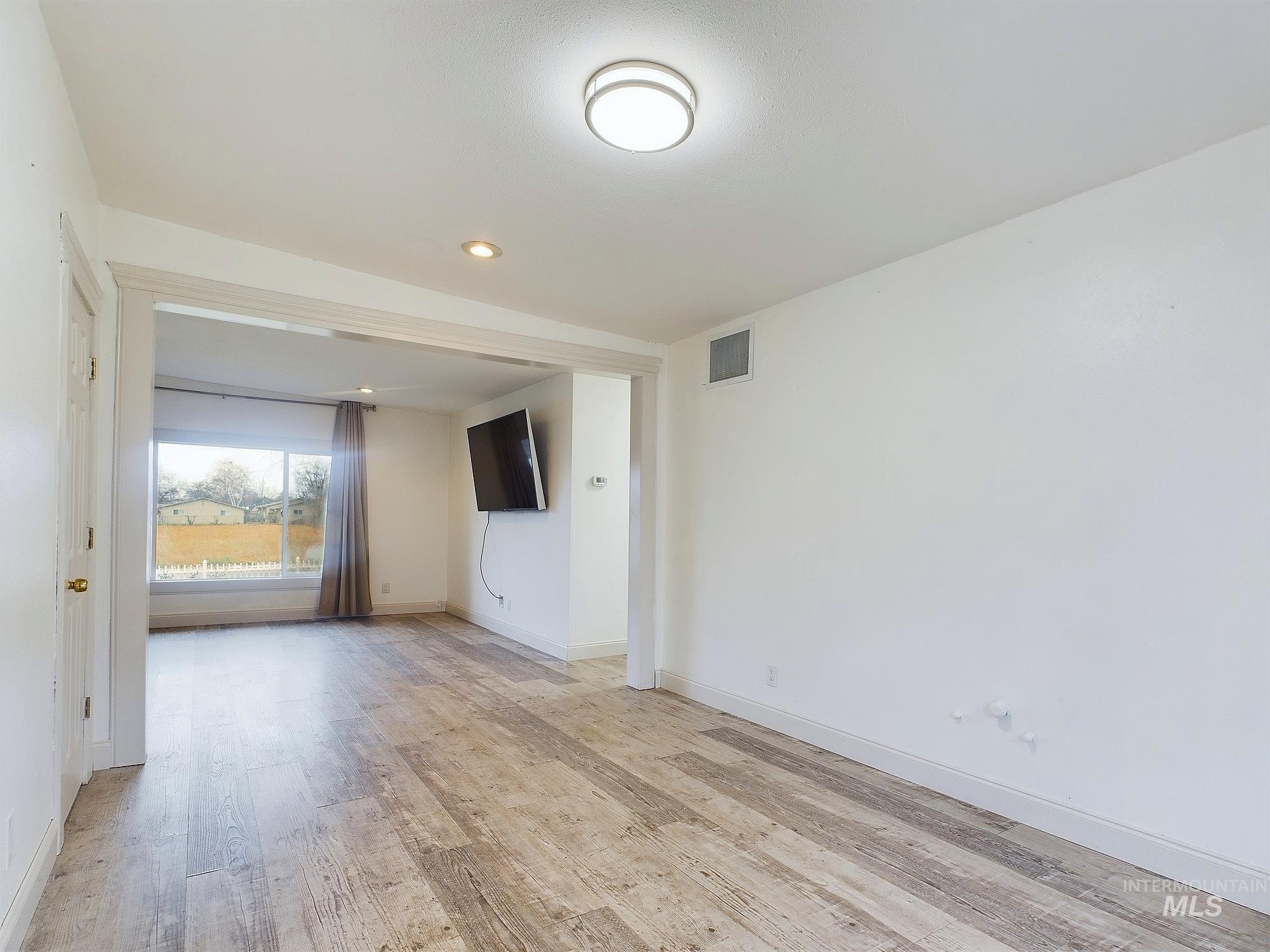 3310 6th Street