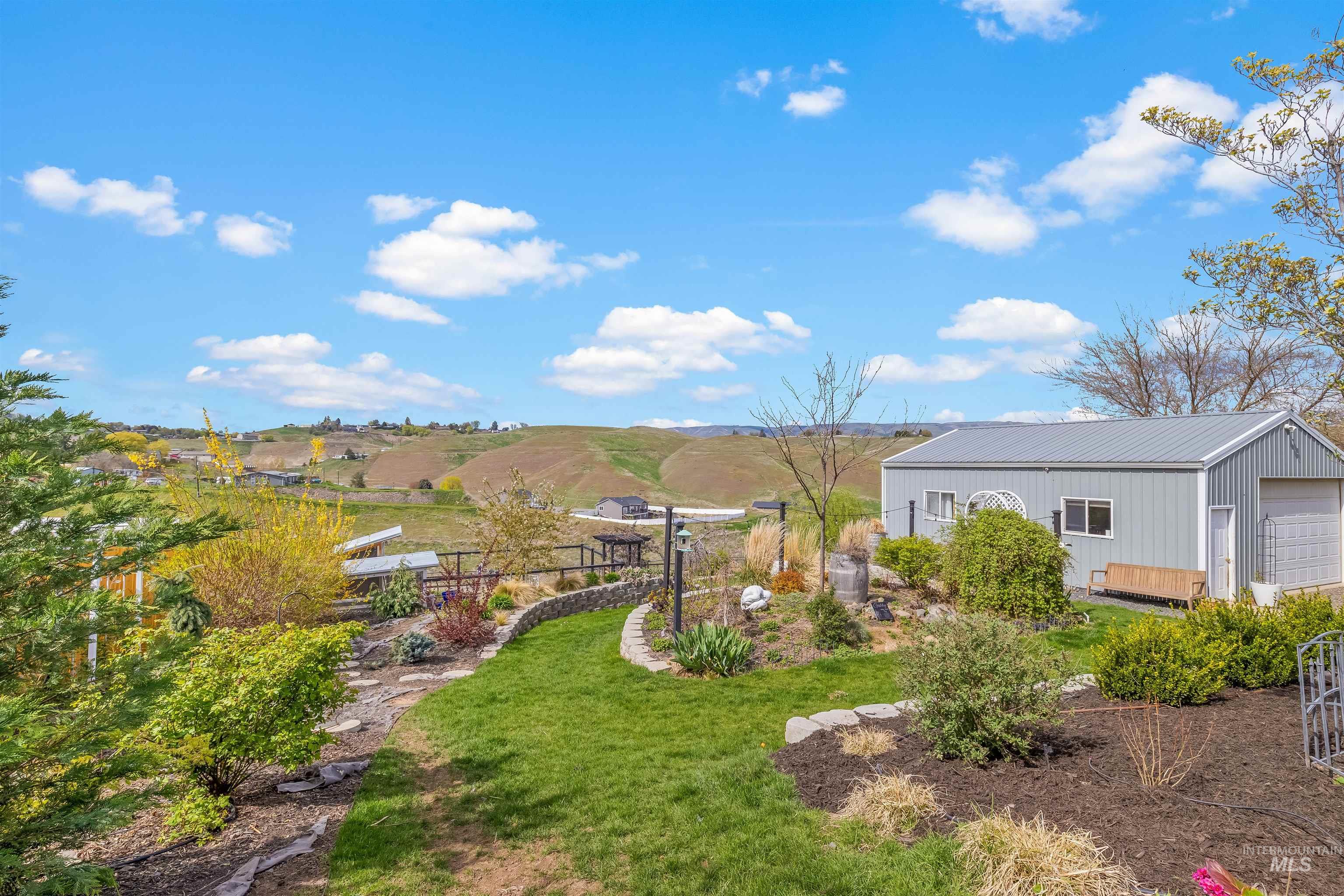 1724 Swallows Nest Loop