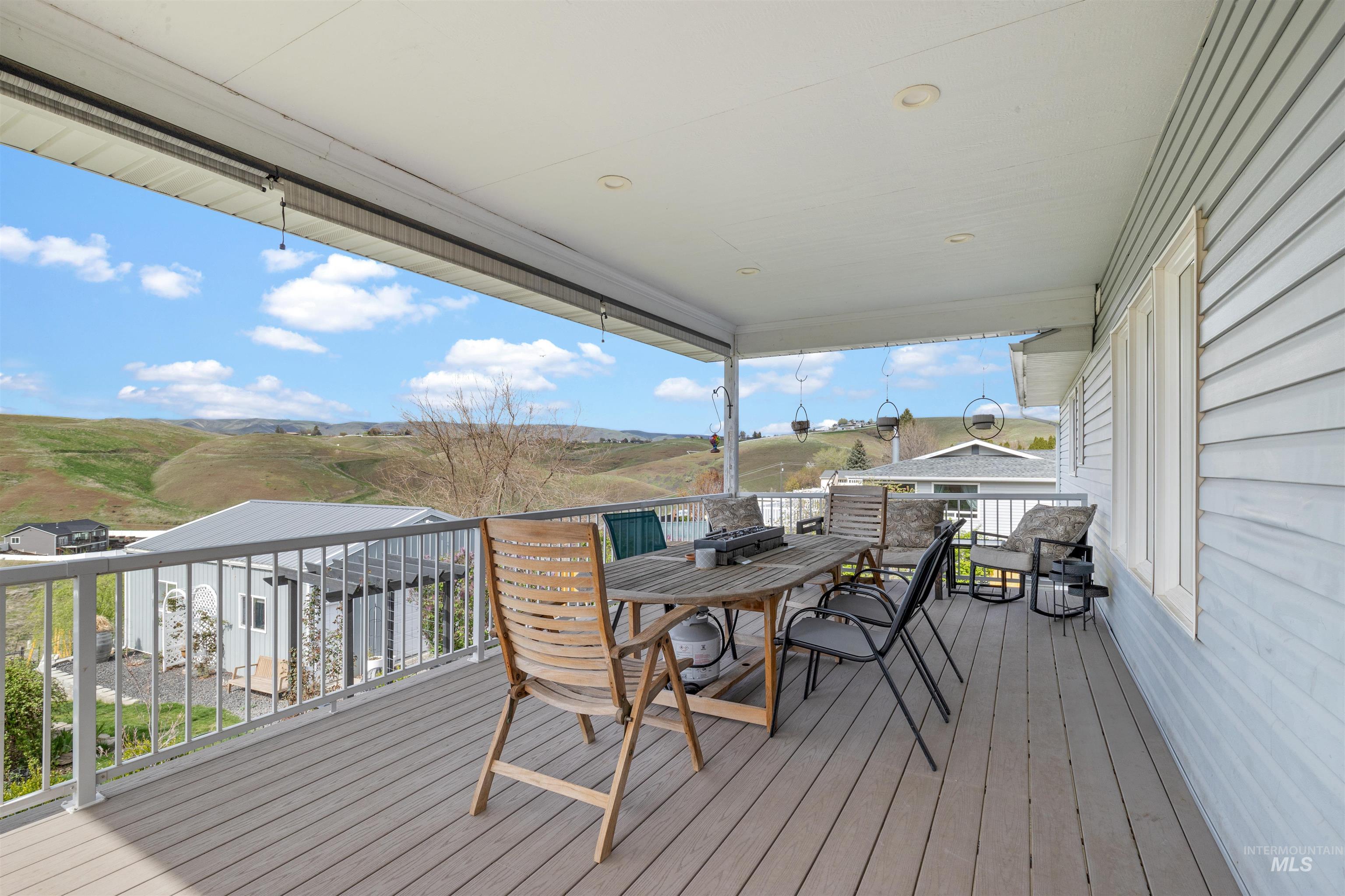 1724 Swallows Nest Loop