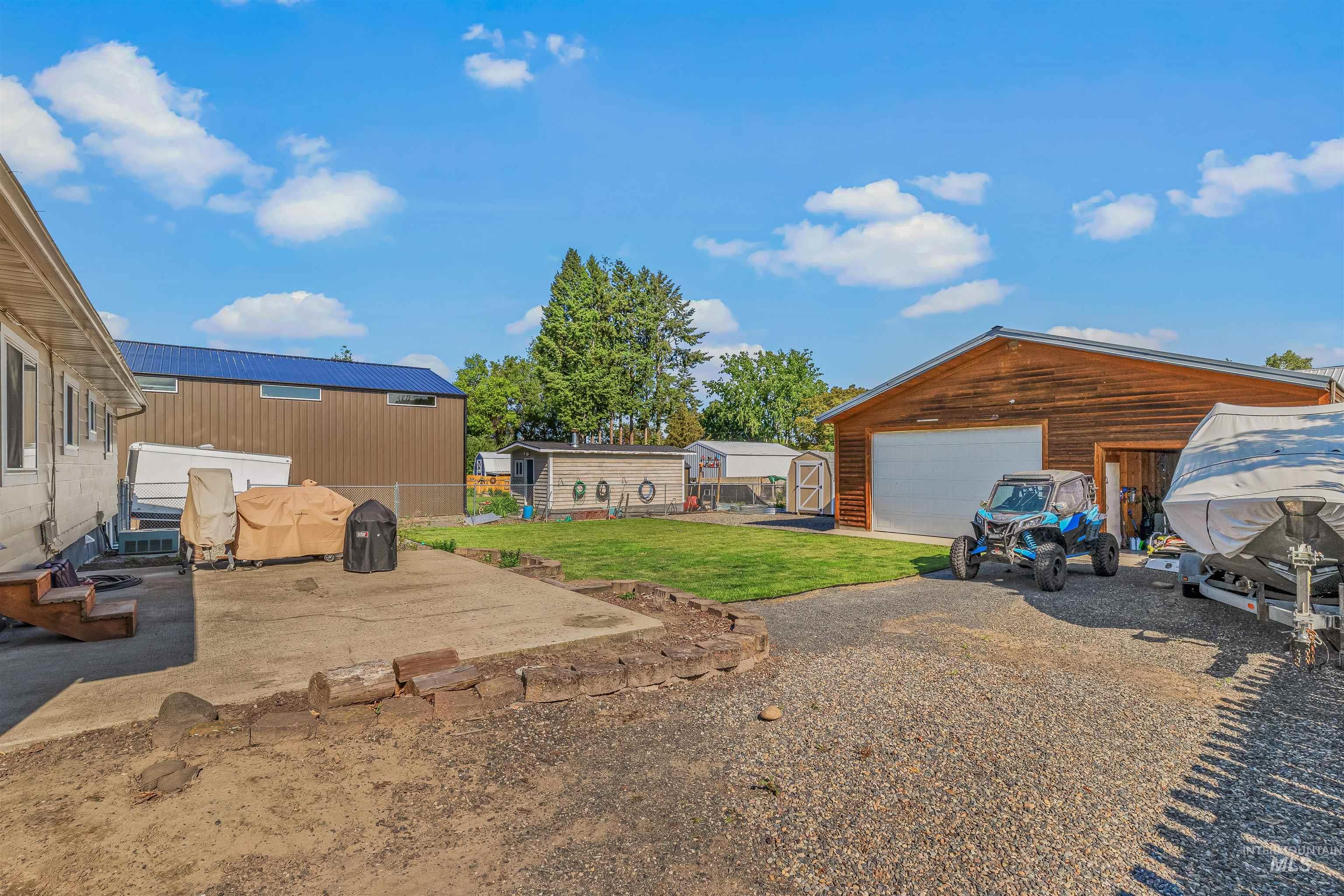 1129 Cedar Dr