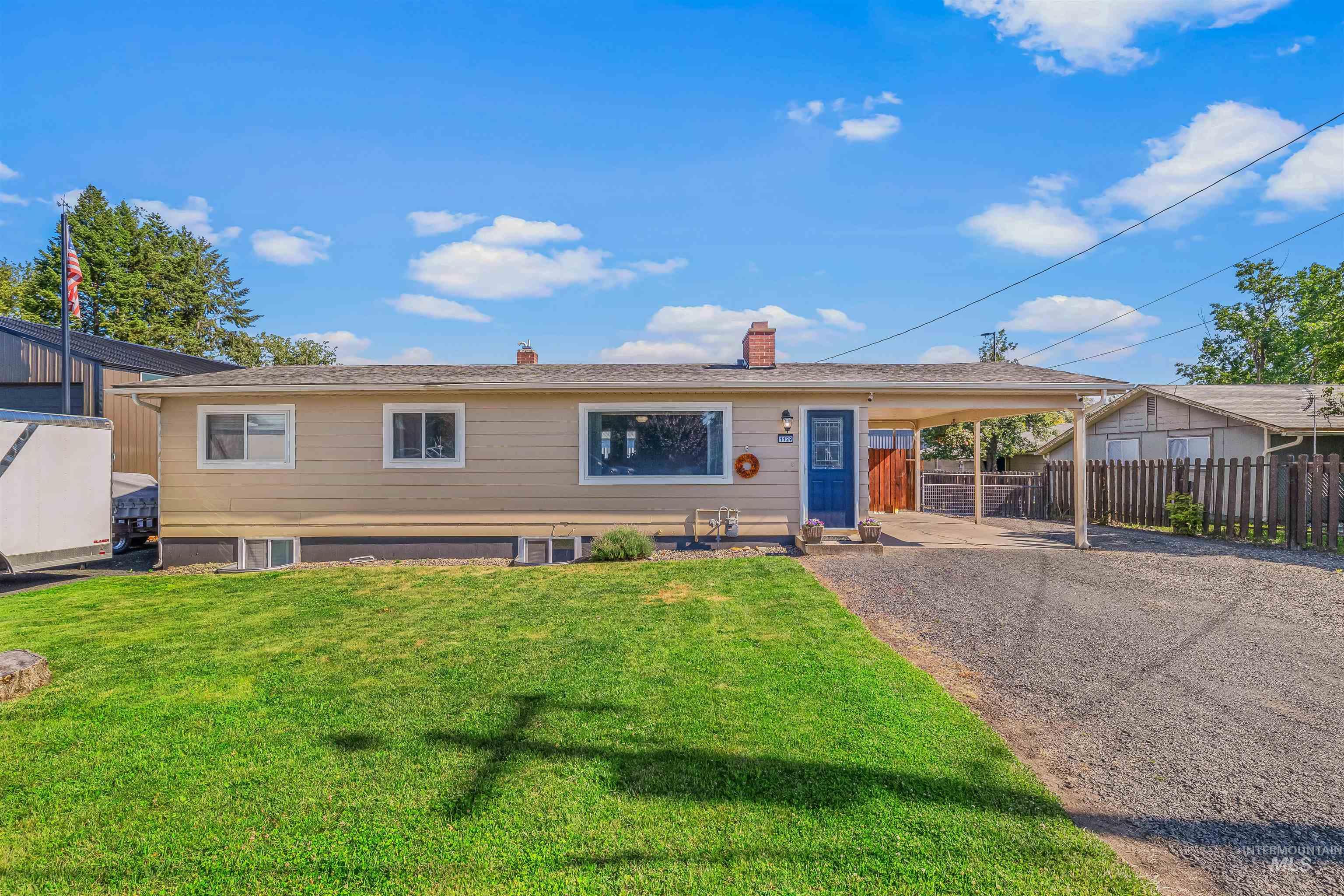 1129 Cedar Dr