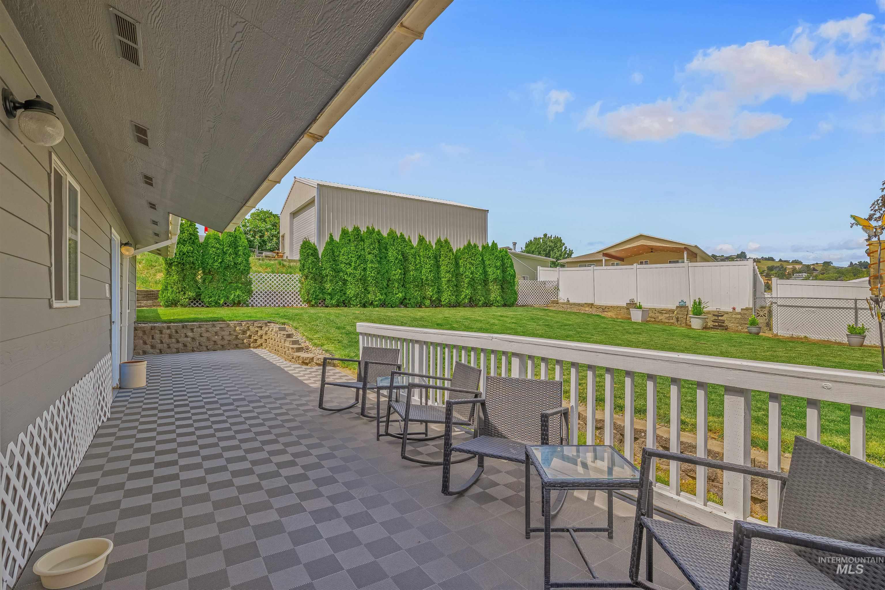 3404 Chukar Ln