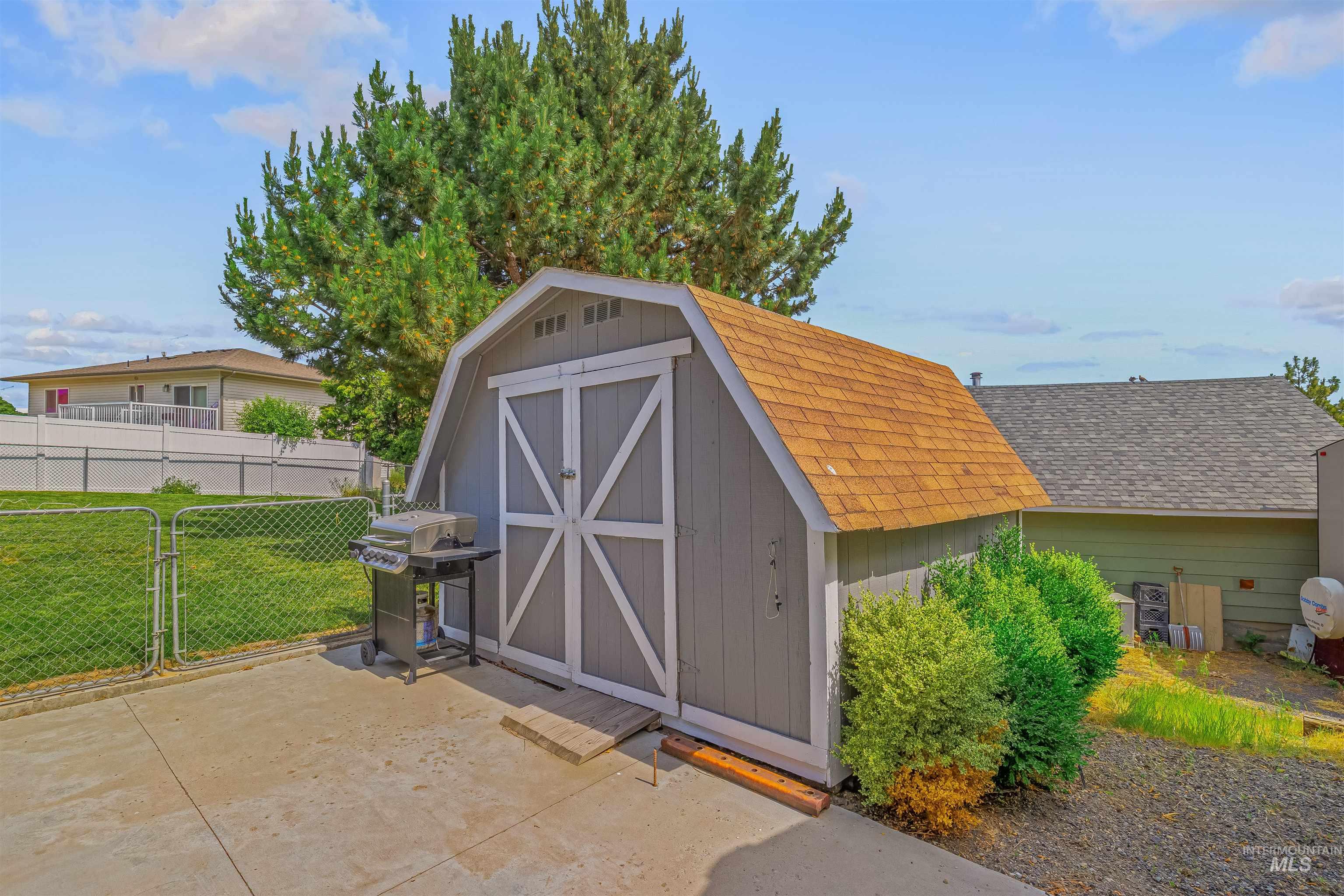 3404 Chukar Ln