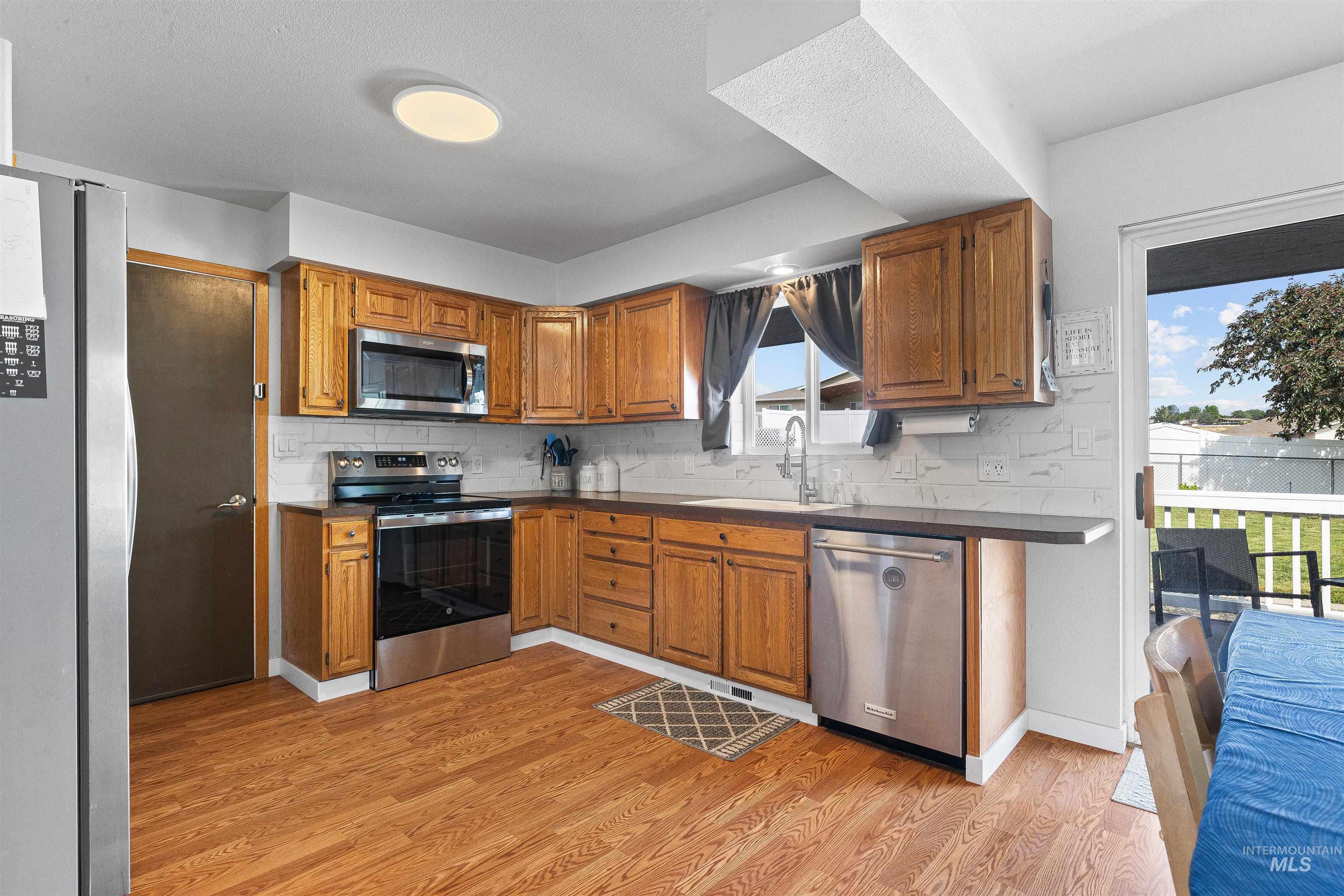 3404 Chukar Ln