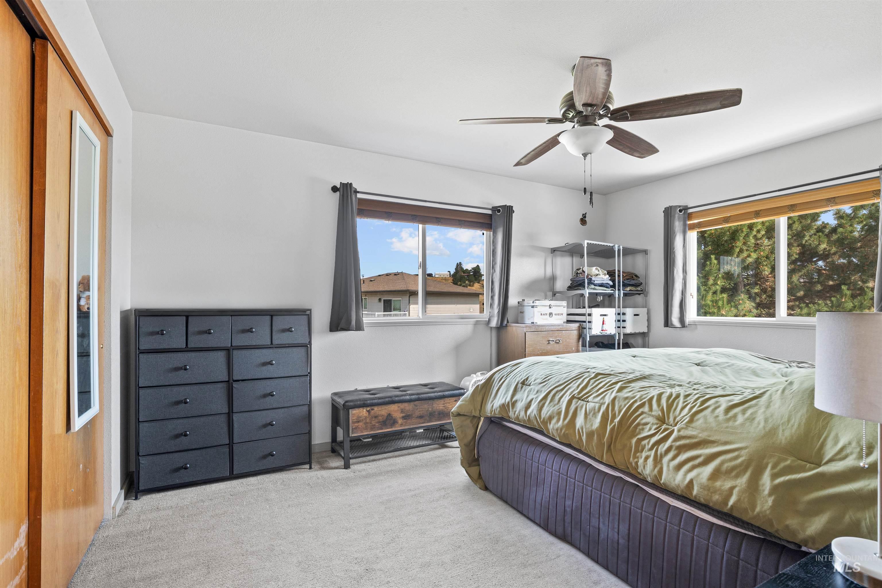 3404 Chukar Ln