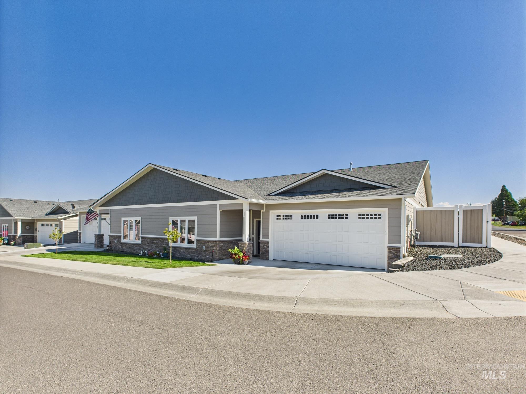 2102 Alder Ave Unit: A