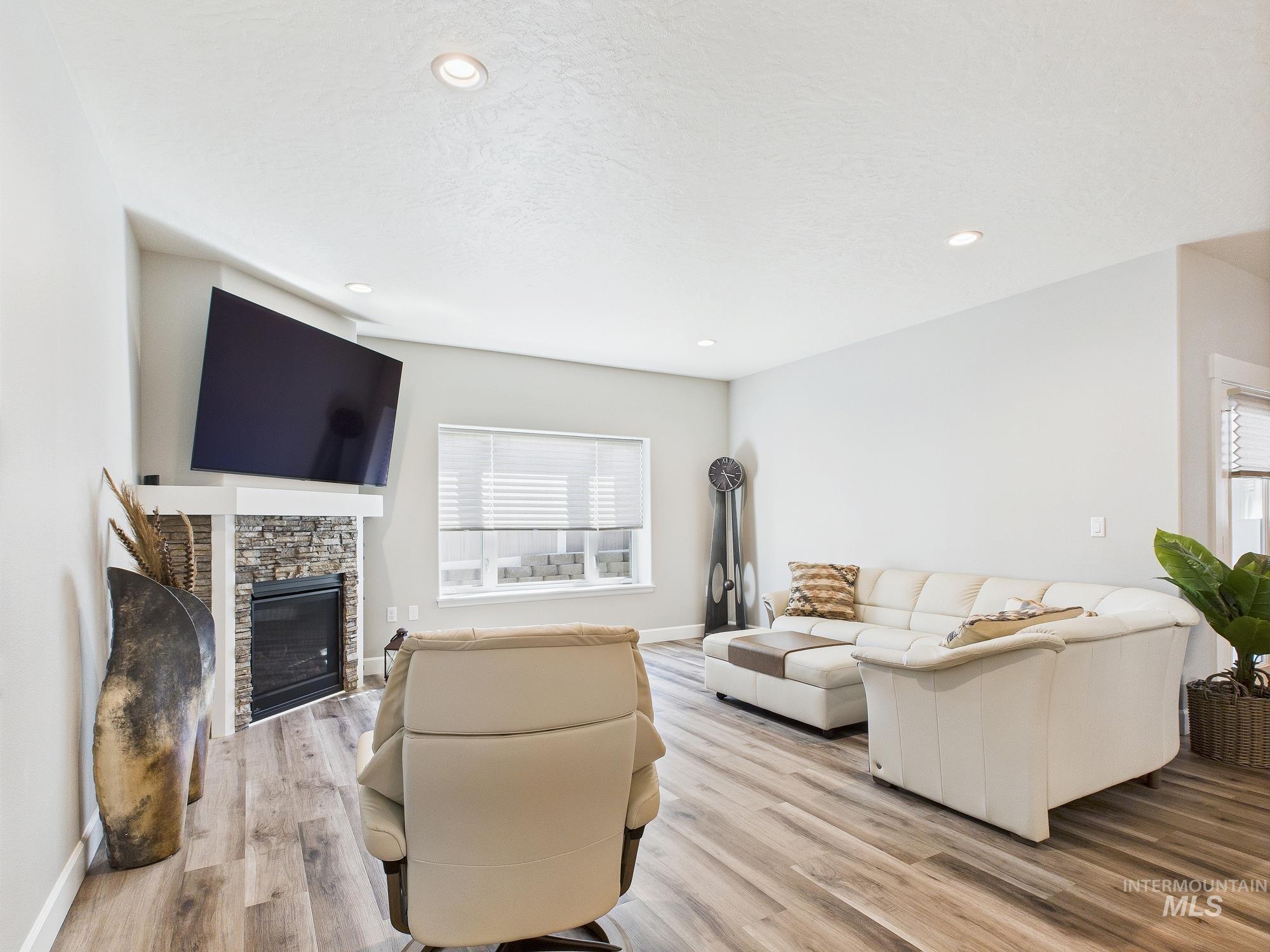 2102 Alder Ave Unit: A